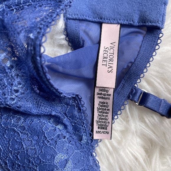 💙BOGO💙 Victoria’s Secret Unlined Balconettte bra size 32C - Picture 2 of 3